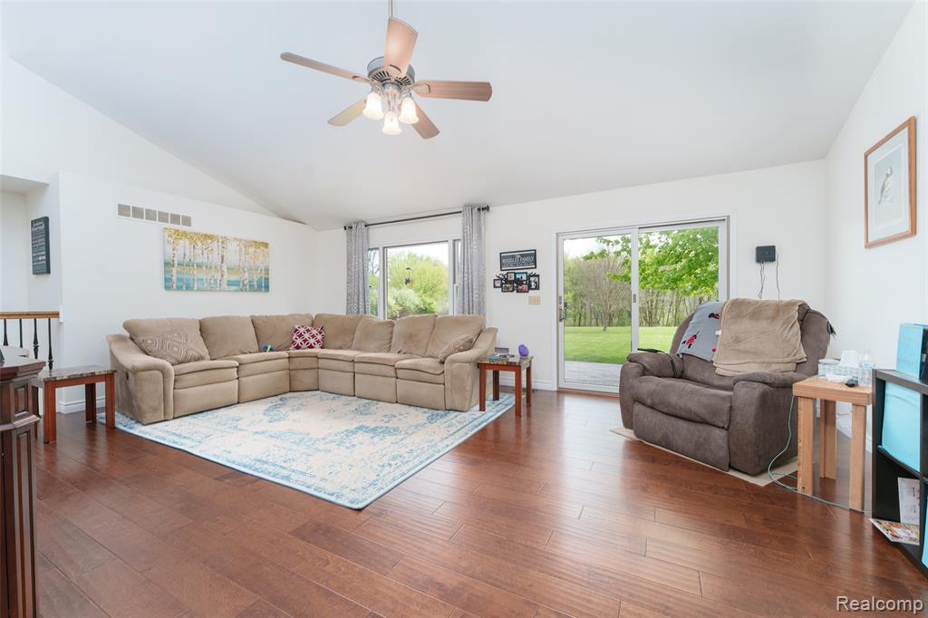 5753 Gregory Road Gregory, MI 48137 - Photo 4 of 44