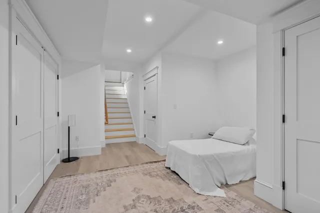 $2,700,000 | 239 Oxford Drive, Cotuit, MA 02635