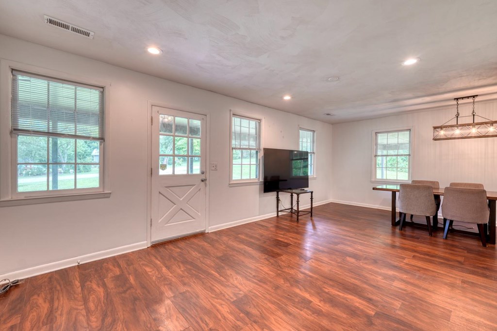 723 Bugscuffle Road Hiawassee, GA 30546 - Photo 9 of 35 Gallery Image 9