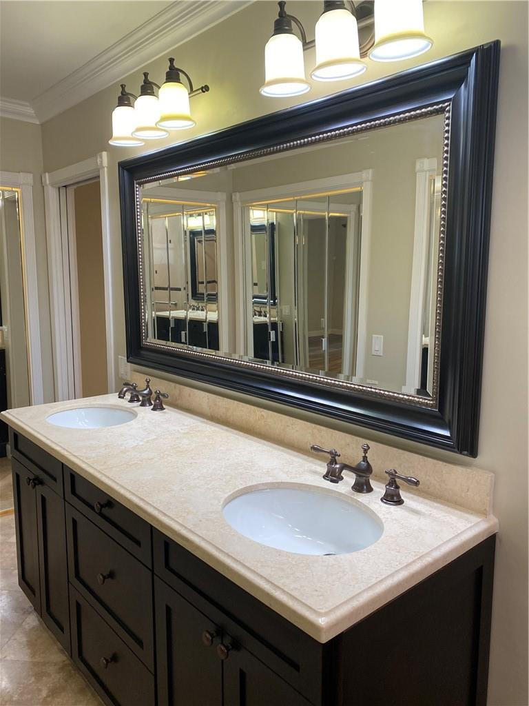 5001 Jackson Street Hollywood, FL 33021 - Photo 40 of 67 Master Bath...very spacious