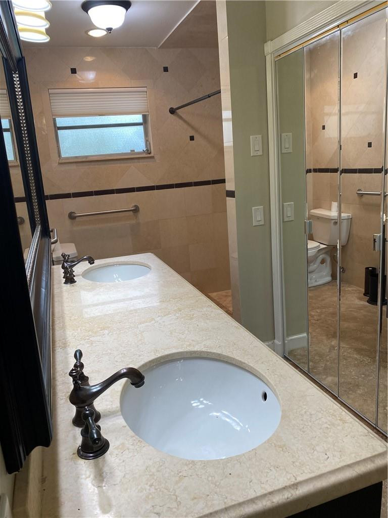 5001 Jackson Street Hollywood, FL 33021 - Photo 41 of 67 Photo 42