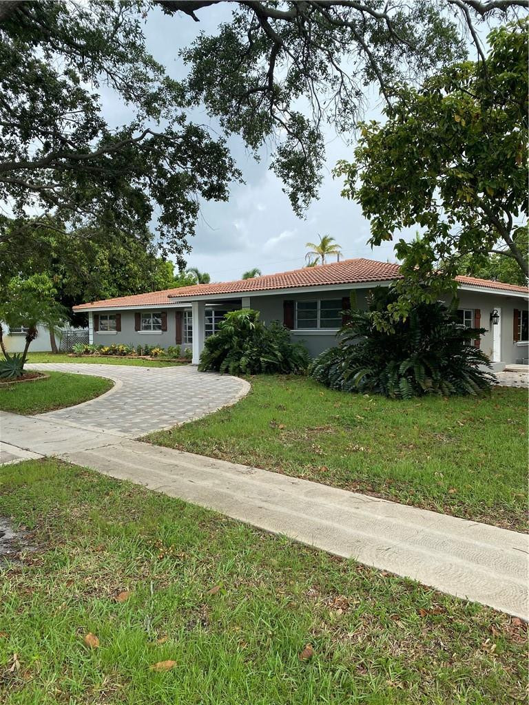 5001 Jackson Street Hollywood, FL 33021 - Photo 5 of 67 Photo 5