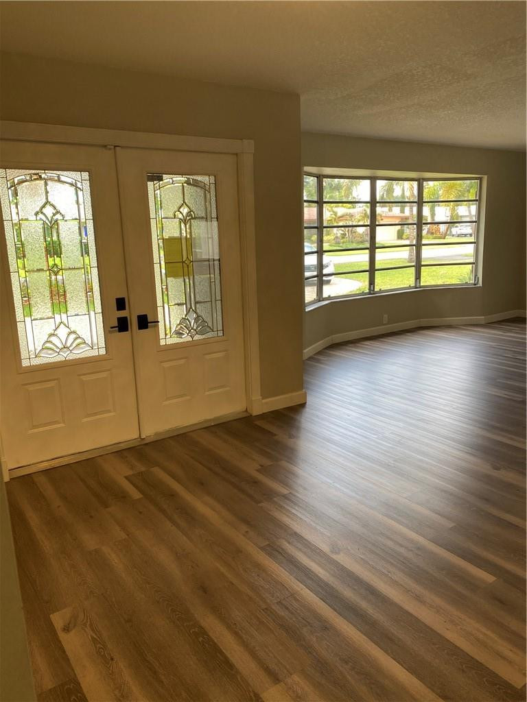 5001 Jackson Street Hollywood, FL 33021 - Photo 9 of 67 Photo 9
