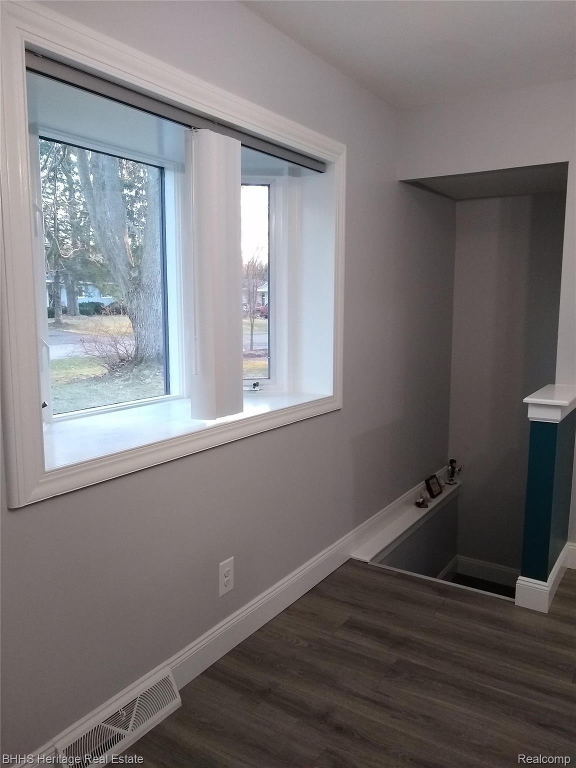 61644 Rambling Way South Lyon, MI 48178 - Photo 9 of 30 unnamed (21).jpg