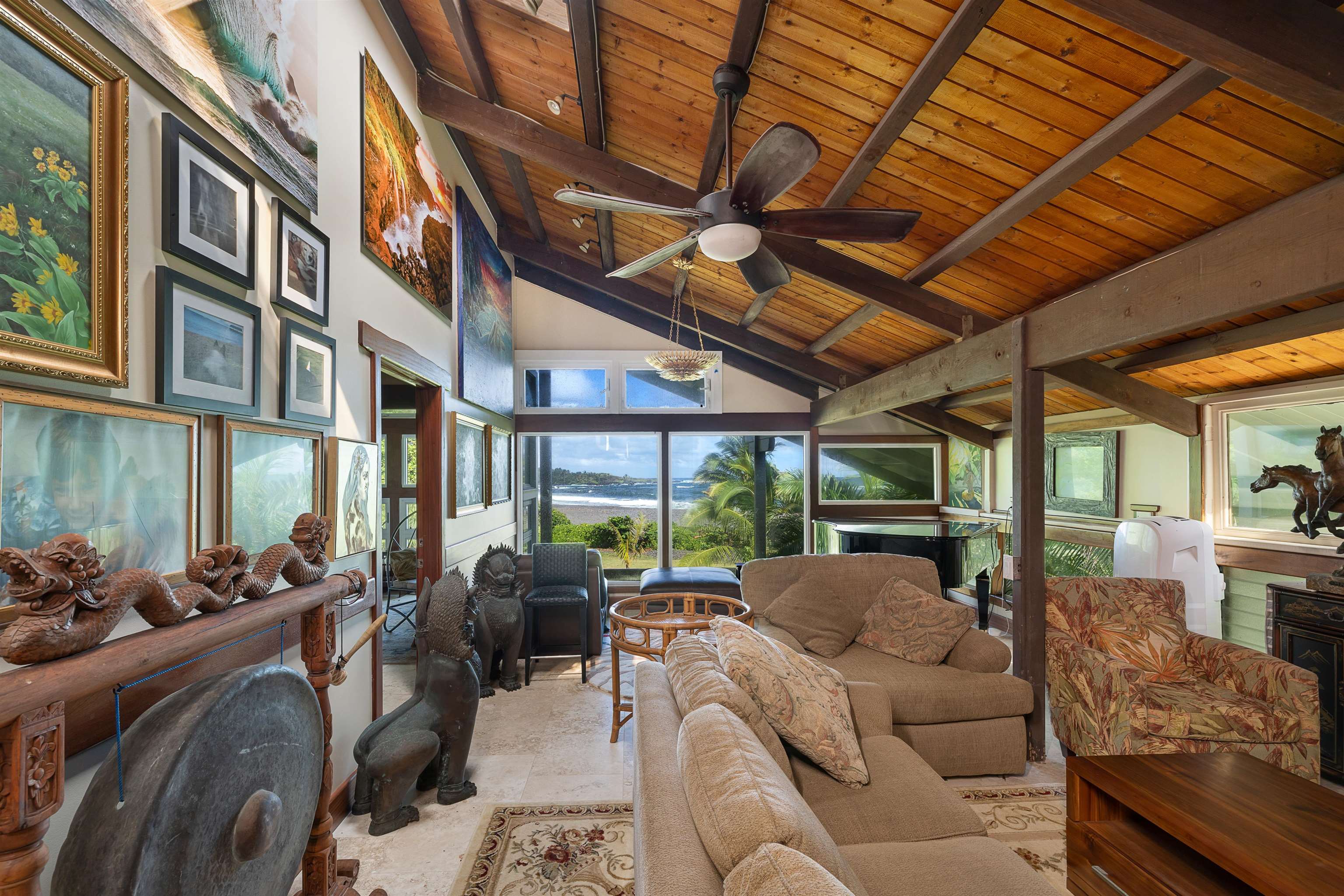 140 Waikoloa Road Hana, HI 96713 - Photo 10 of 32 a living room with furniture