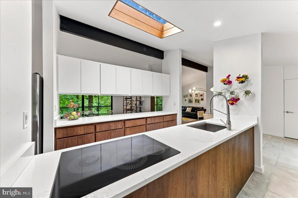 564 Pugh Road Wayne, PA 19087 - Photo 11 of 46 Kitchen