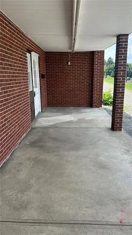 a view of empty room