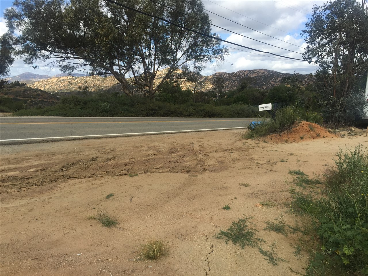 847 Mountain View Road El Cajon, CA 92021 - Photo 5 of 5