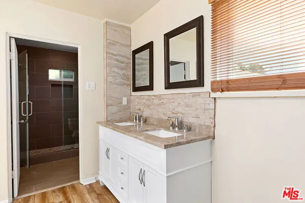 $2,355,000 | 2749 South Sepulveda Boulevard, Los Angeles, CA 90064