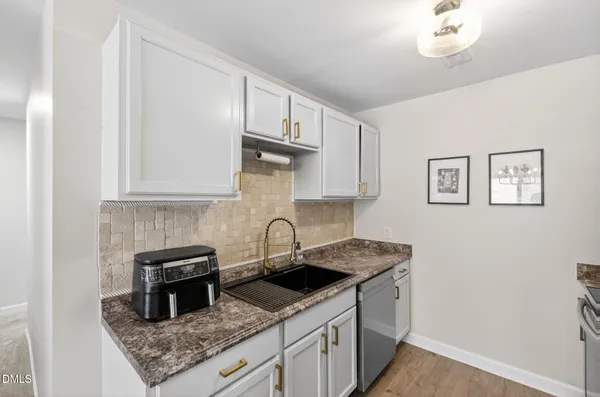 $300,000 | 2708 Plainsfield Circle, Raleigh, NC 27610