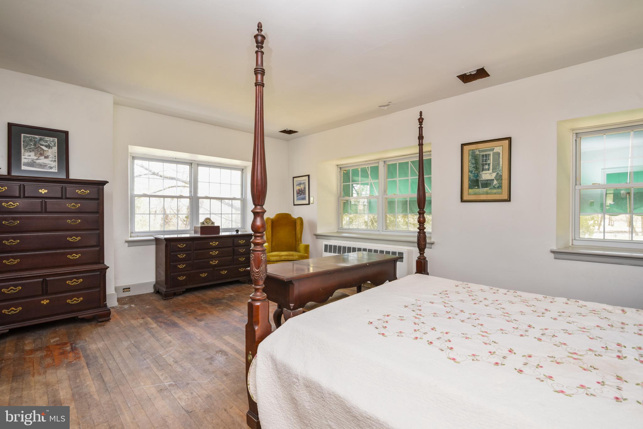501 Clover Mill Road Exton, PA 19341 - Photo 17 of 32 Master Bed Room