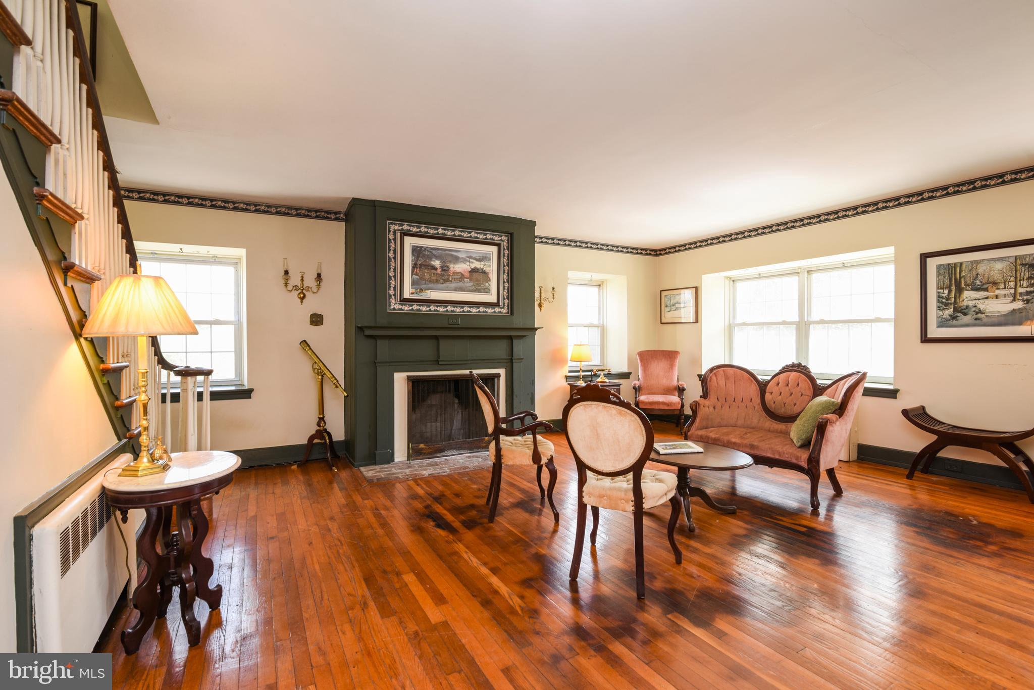 501 Clover Mill Road Exton, PA 19341 - Photo 4 of 32 Living Room