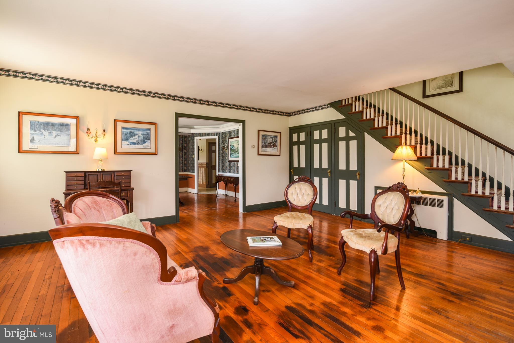 501 Clover Mill Road Exton, PA 19341 - Photo 6 of 32 Living Room