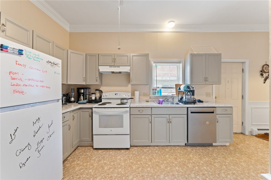 61 Spring Street Lincoln, RI 02838 - Photo 20 of 42