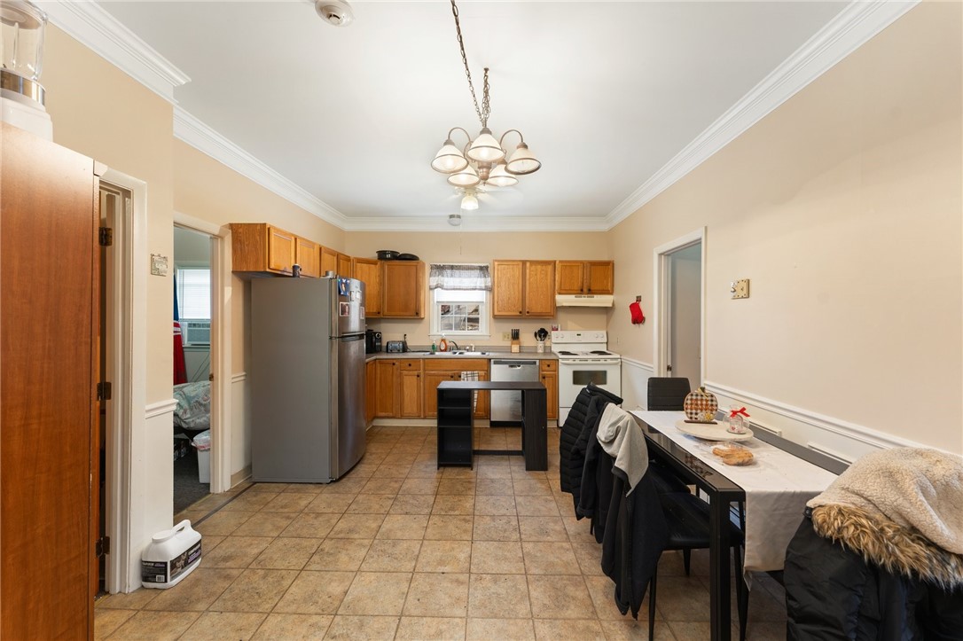 61 Spring Street Lincoln, RI 02838 - Photo 26 of 42
