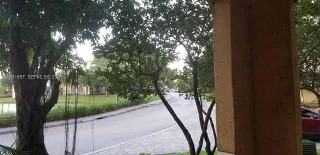 $2,295 | 11145 Southwest 6th Street, Unit 104, Pembroke Pines, FL 33025