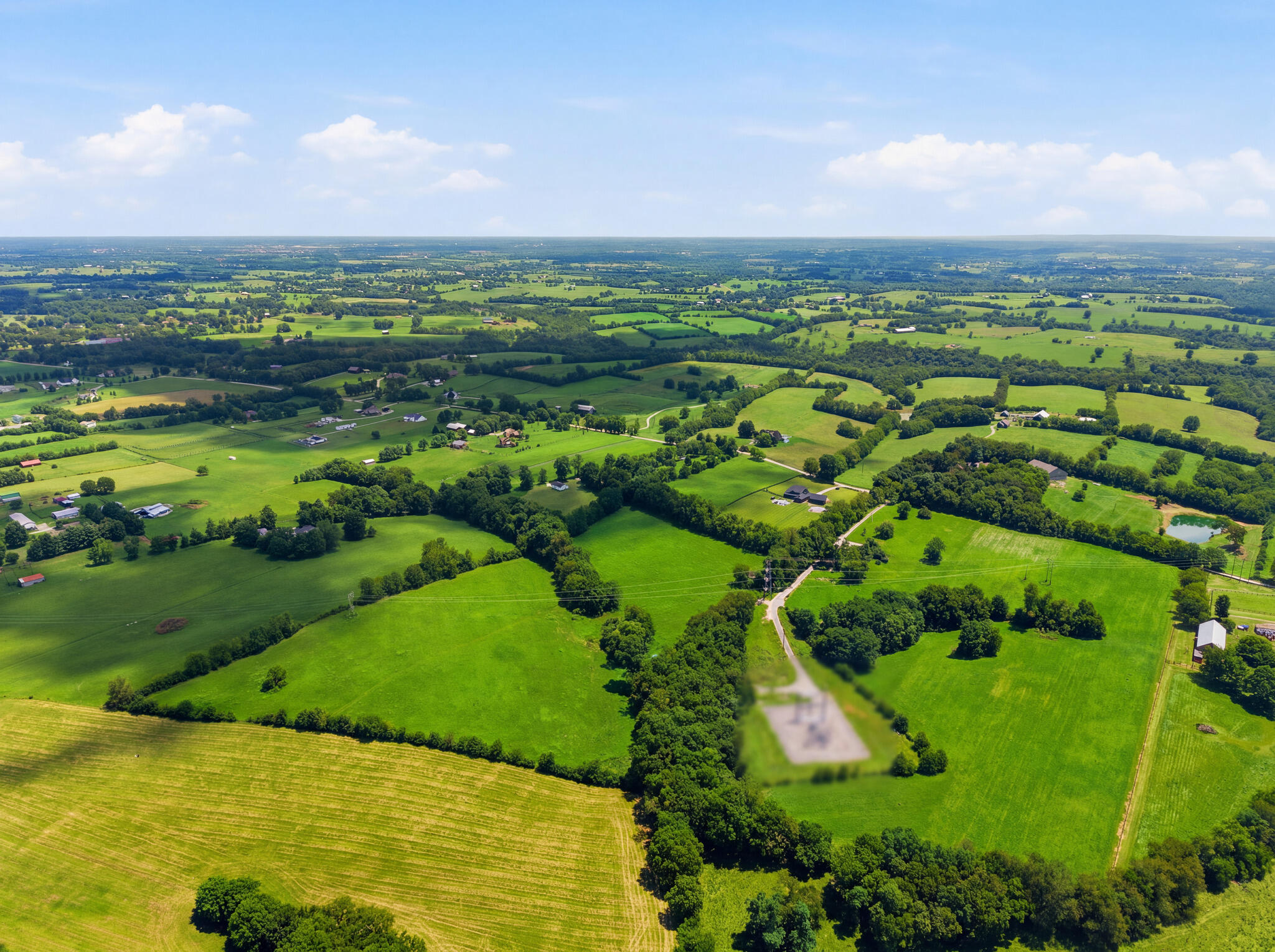 5039 Combs Ferry Road Winchester, KY 40391 - Photo 80 of 82 7_dji_20260715130603_0530_d_reedit_992c5