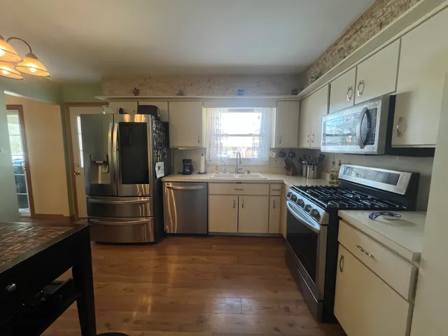 $389,000 | 620 Willow Street, Frankfort, IL 60423