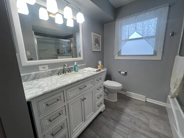 $389,000 | 620 Willow Street, Frankfort, IL 60423