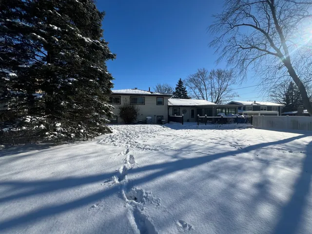 $389,000 | 620 Willow Street, Frankfort, IL 60423