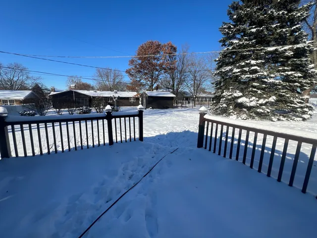 $389,000 | 620 Willow Street, Frankfort, IL 60423