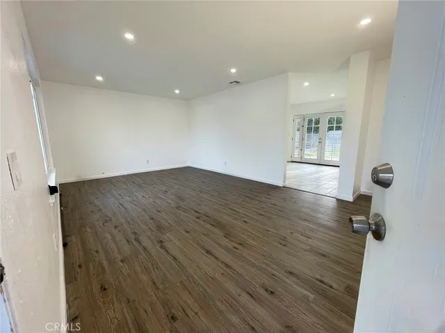 $3,595 | 6817 Glendale Avenue, Riverside, CA 92503