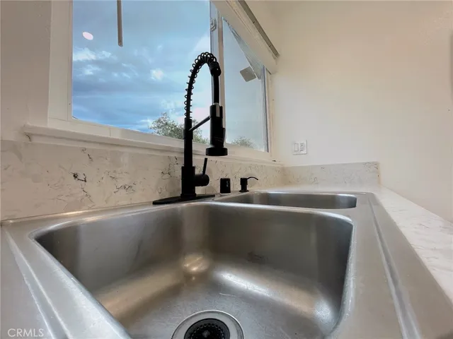 $3,495 | 6817 Glendale Avenue, Riverside, CA 92503