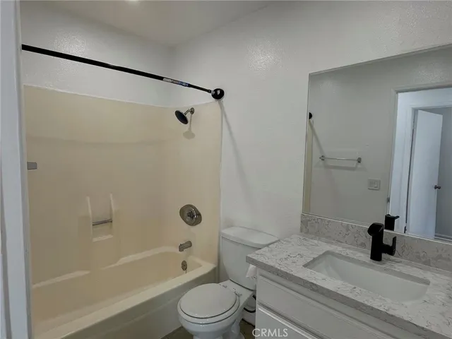 $3,595 | 6817 Glendale Avenue, Riverside, CA 92503