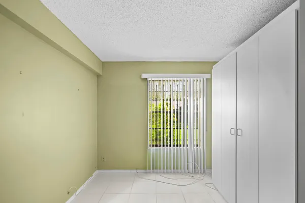 $2,000 | 2500 Fiore Way, Unit 103, Delray Beach, FL 33445