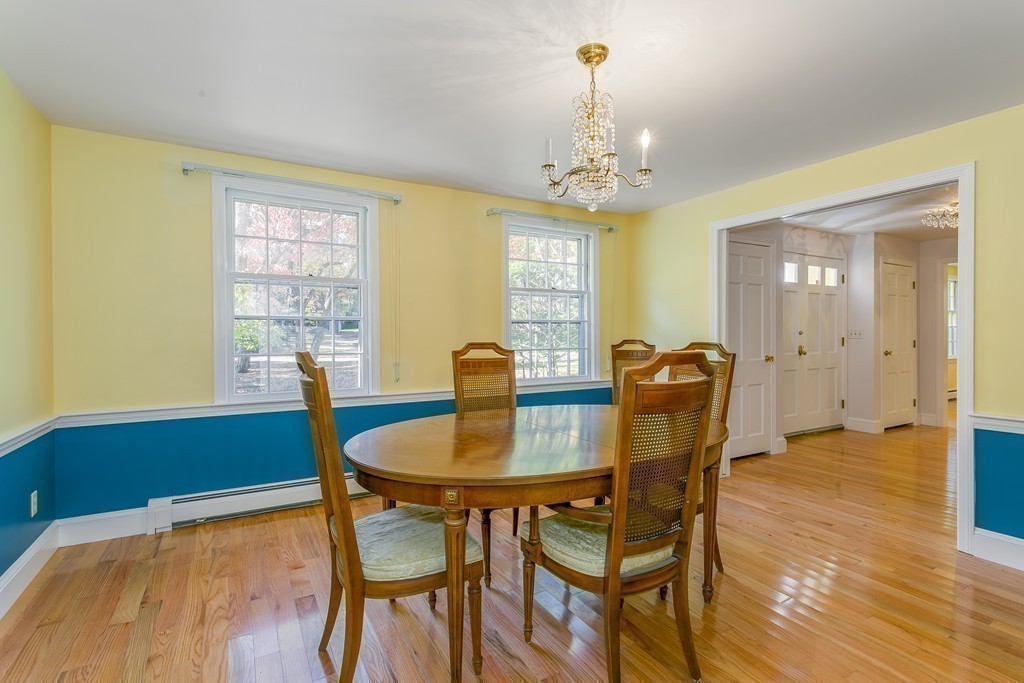 125 Hickory Road Weston, MA 02493 - Photo 5 of 16