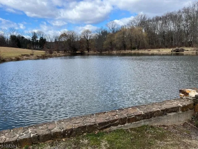 $2,000,000 | 31 Sand Spring Lane, Morristown, NJ 07960