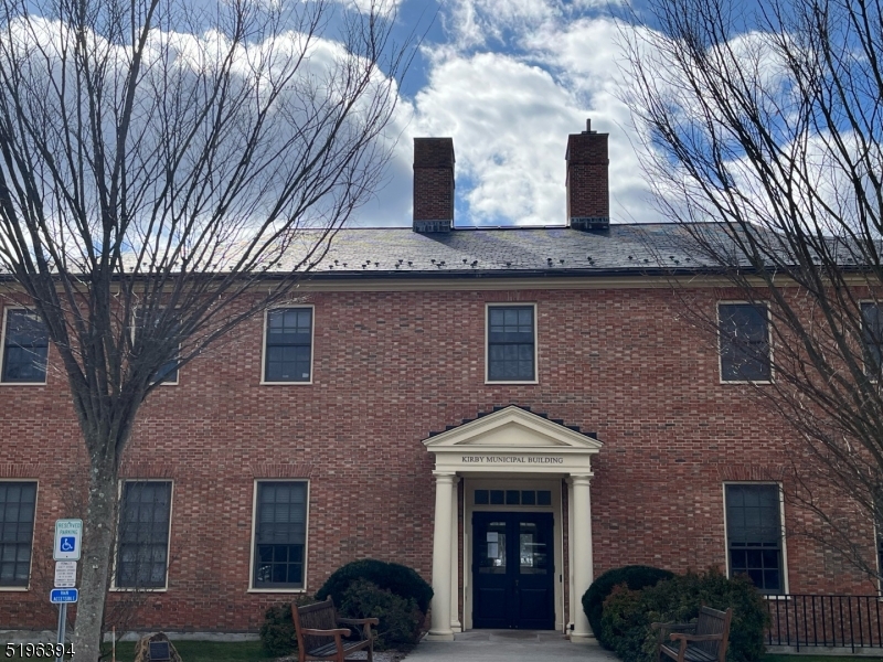 31 Sand Spring Lane Morristown, NJ 07960 - Photo 6 of 12