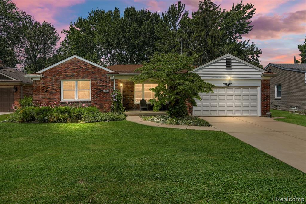 21235 River Road Grosse Pointe Woods, MI 48236 - Photo 1 of 33