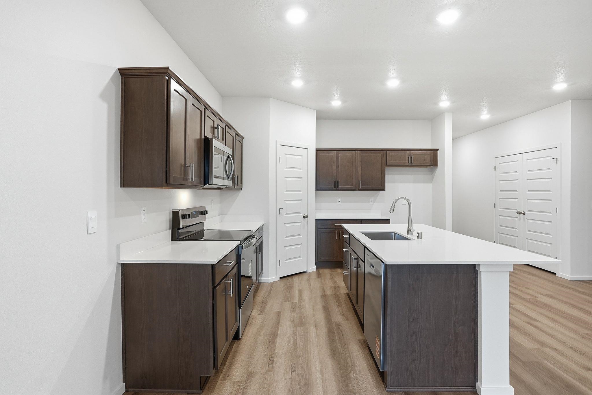 3694 South McCabe Lane Spokane, WA 99206 - Photo 12 of 26