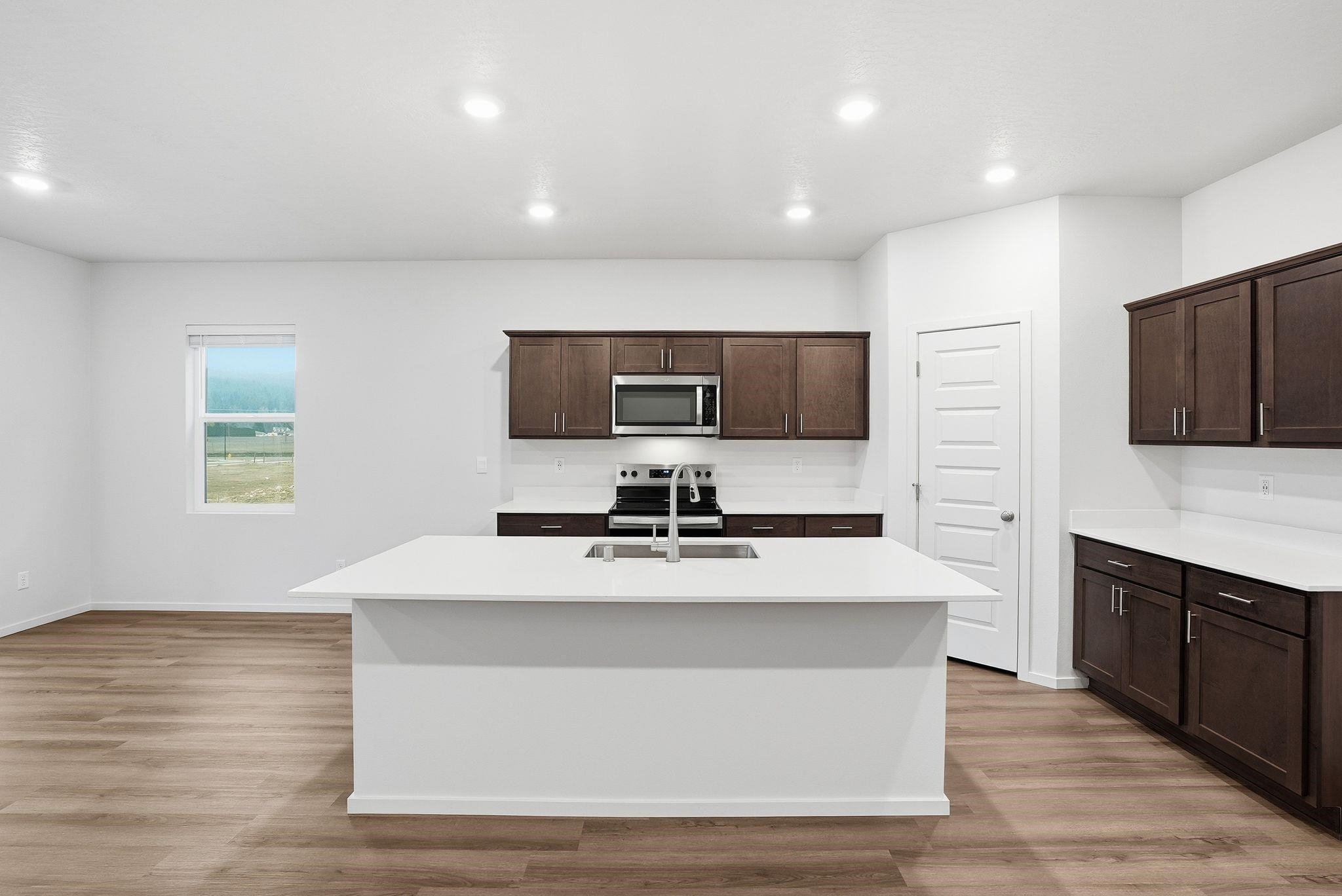 3694 South McCabe Lane Spokane, WA 99206 - Photo 10 of 26