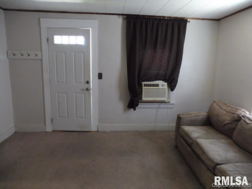 2851 South 14th Street Springfield, IL 62703 - Photo 2 of 13