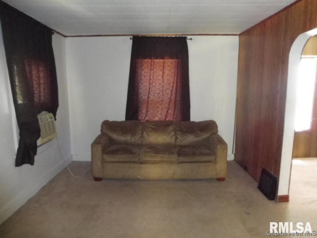 2851 South 14th Street Springfield, IL 62703 - Photo 3 of 13