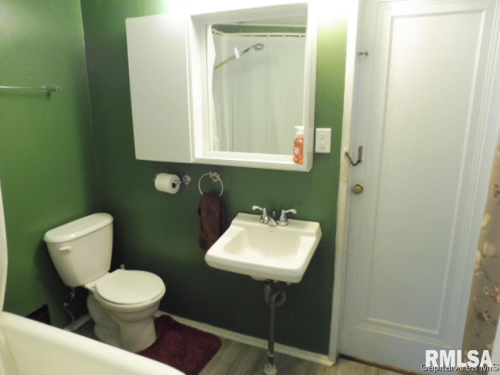 2851 South 14th Street Springfield, IL 62703 - Photo 9 of 13