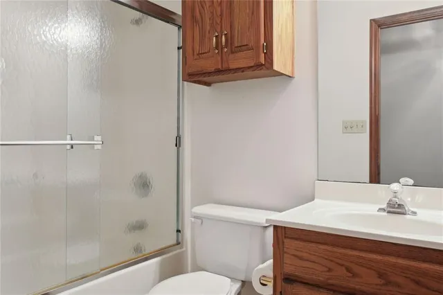 $825,000 | 4225 Scott Road, Kansas City, MO 64137