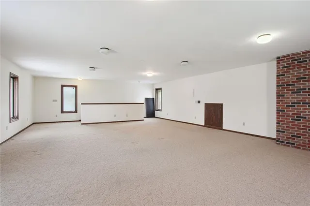 $825,000 | 4225 Scott Road, Kansas City, MO 64137