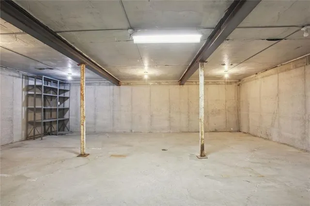 $825,000 | 4225 Scott Road, Kansas City, MO 64137