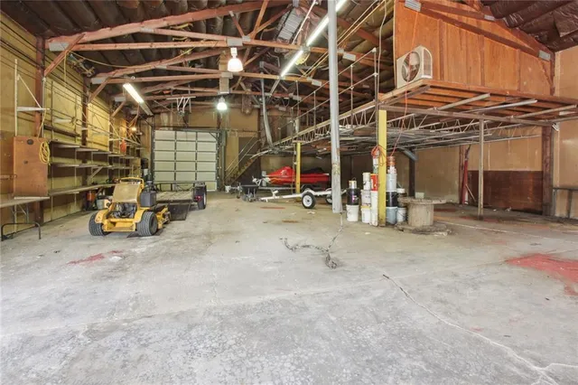 $825,000 | 4225 Scott Road, Kansas City, MO 64137