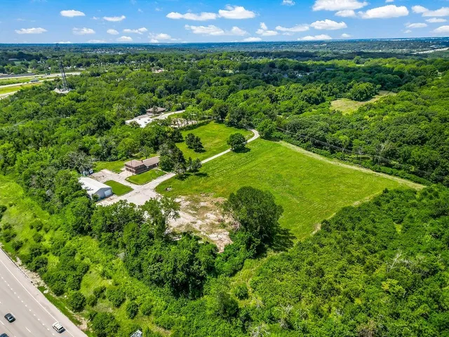 $825,000 | 4225 Scott Road, Kansas City, MO 64137