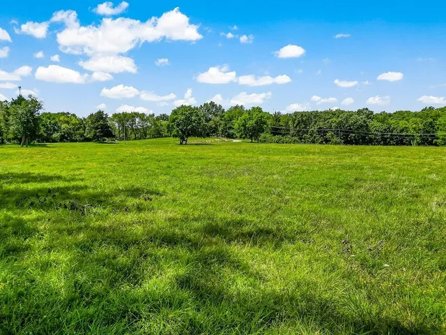 $825,000 | 4225 Scott Road, Kansas City, MO 64137