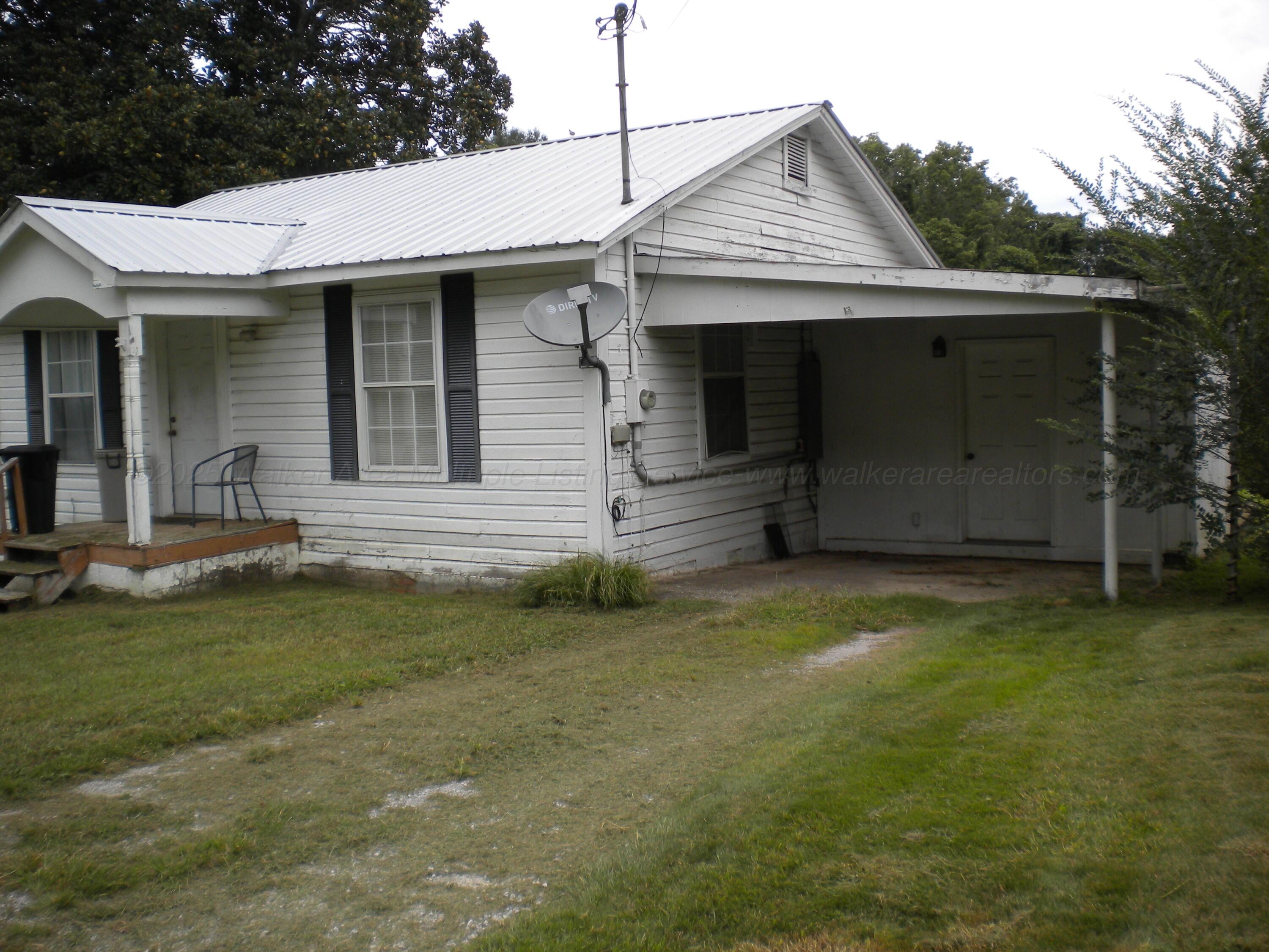 268 Old School Road Double Springs, AL 35553 - Photo 6 of 7 Carport