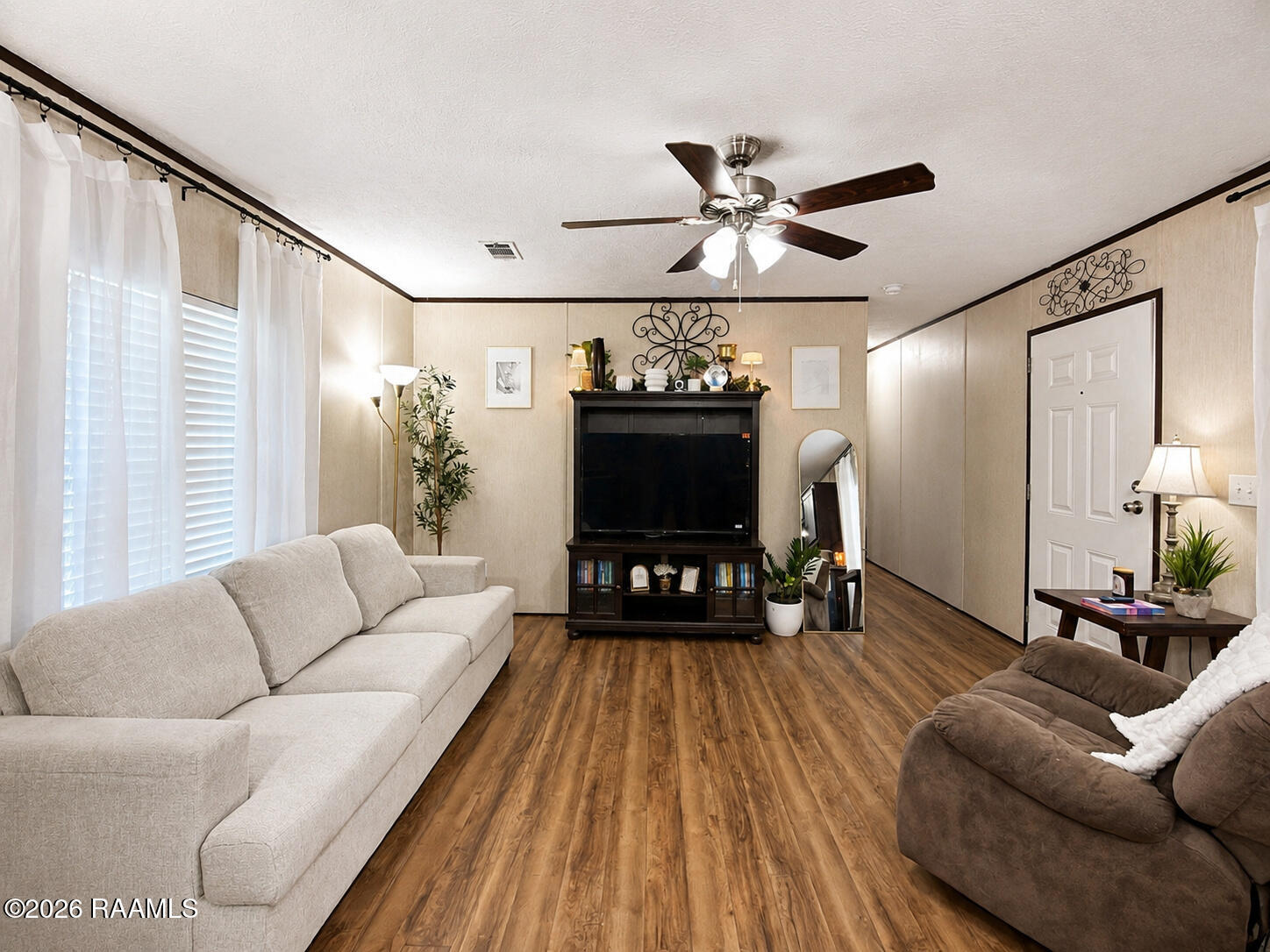 1111 Rene O Guidry Road Breaux Bridge, LA 70517 - Photo 8 of 39 8-print-08_1111_Rene_O_Guidry_Rd_Living_
