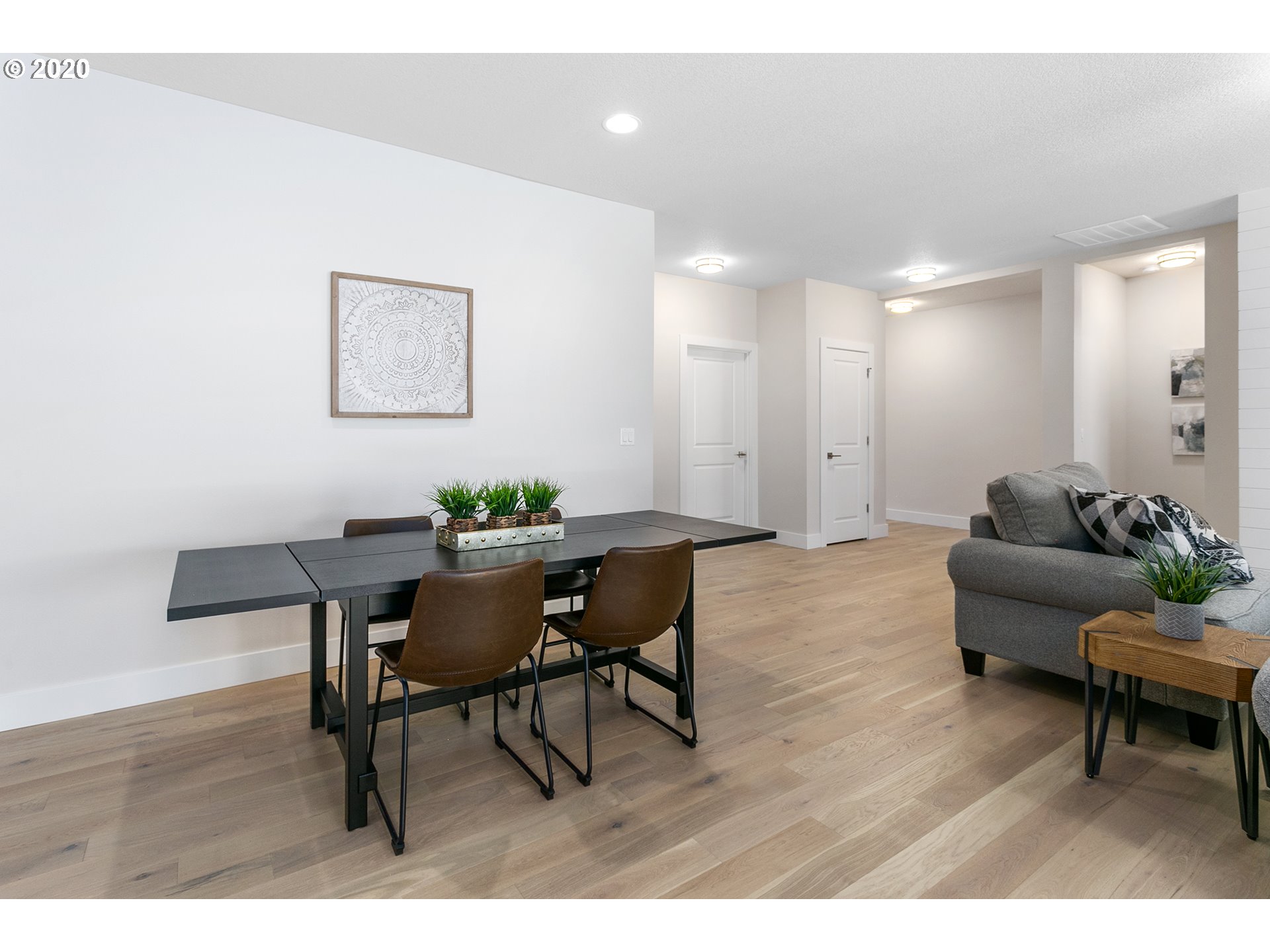 7431 Southwest Ruger Lane Portland, OR 97223 - Photo 11 of 32 Gallery Image 11