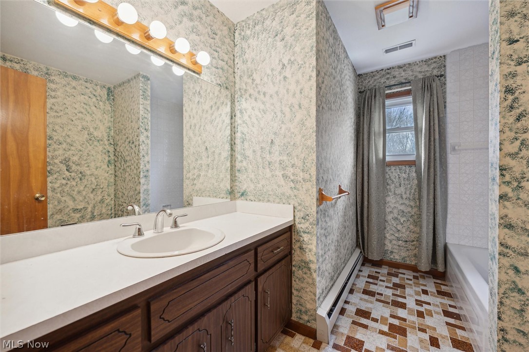 403 Harris Road Richmond Heights, OH 44143 - Photo 26 of 35 Full Bathroom