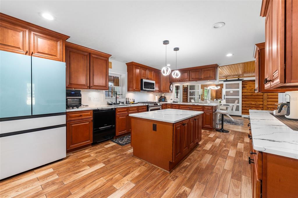 1114 Southwest 143rd Street Newberry, FL 32669 - Photo 10 of 57 Gallery Image 10