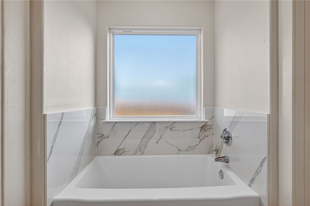 125 Turnrow Cove Snook, TX 77879 - Photo 19 of 34